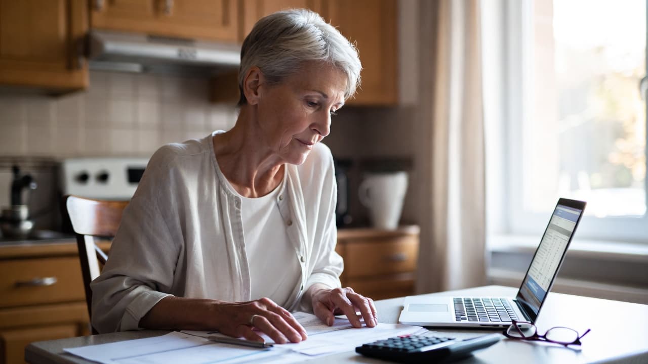 Social Security Explained — How Benefits Work and When to Claim